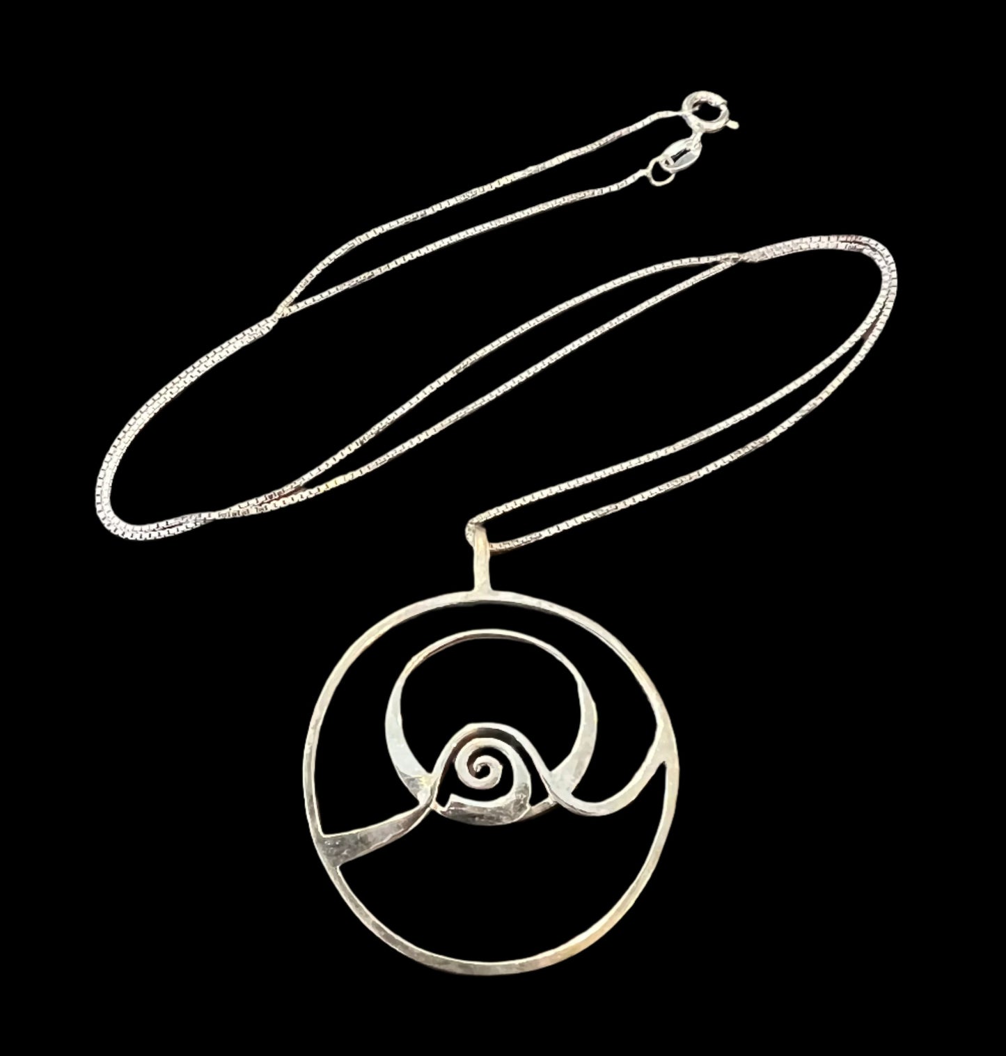 Colgante de la abundancia de oro Ka