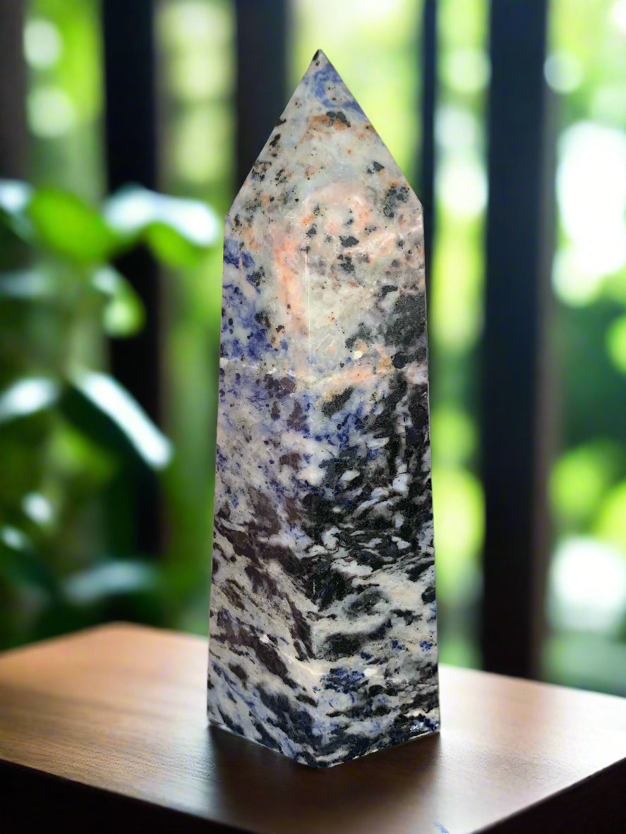 7" Sodalite Generator Tower