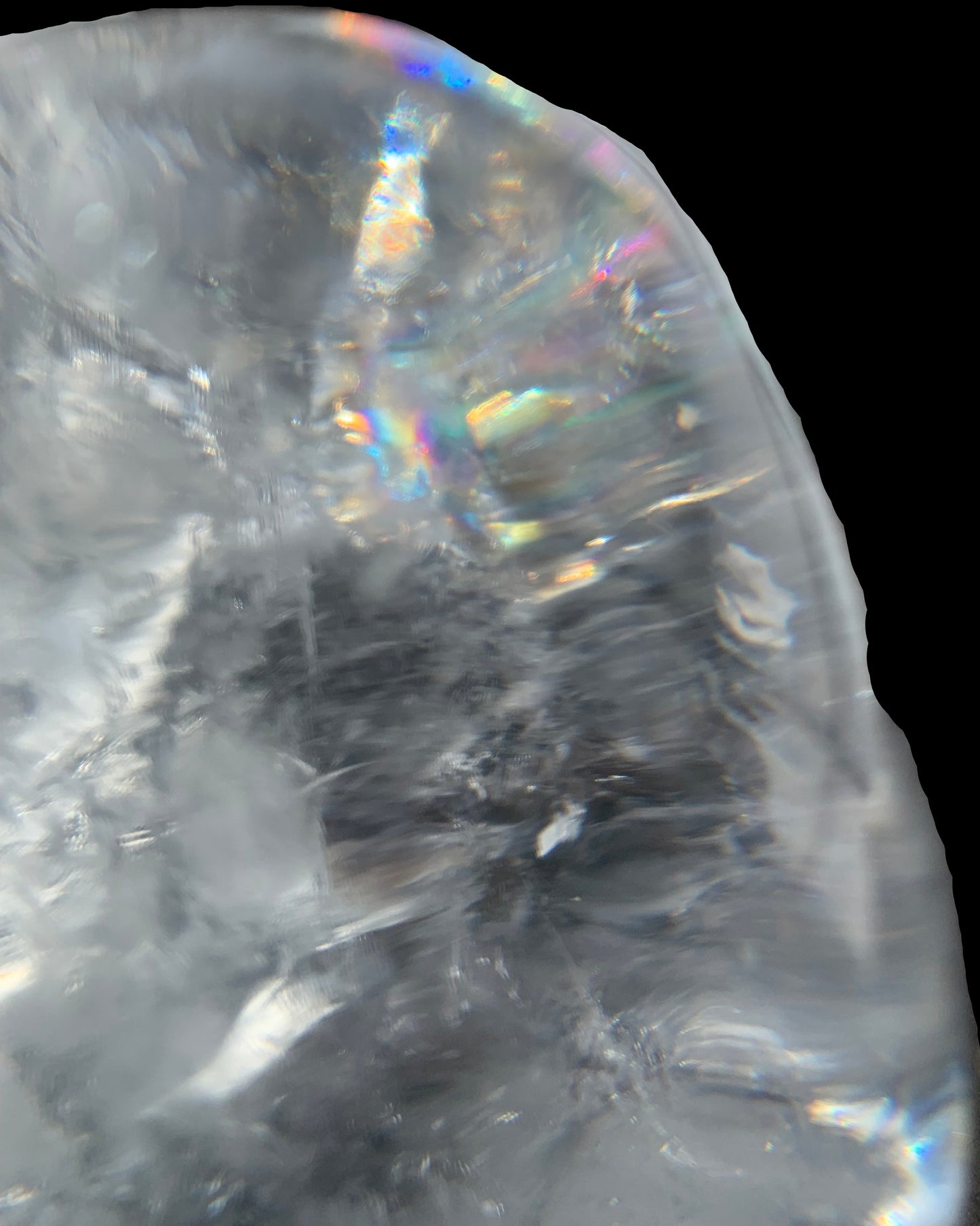 Cráneo de cuarzo del Himalaya de 4,6" con arcoíris