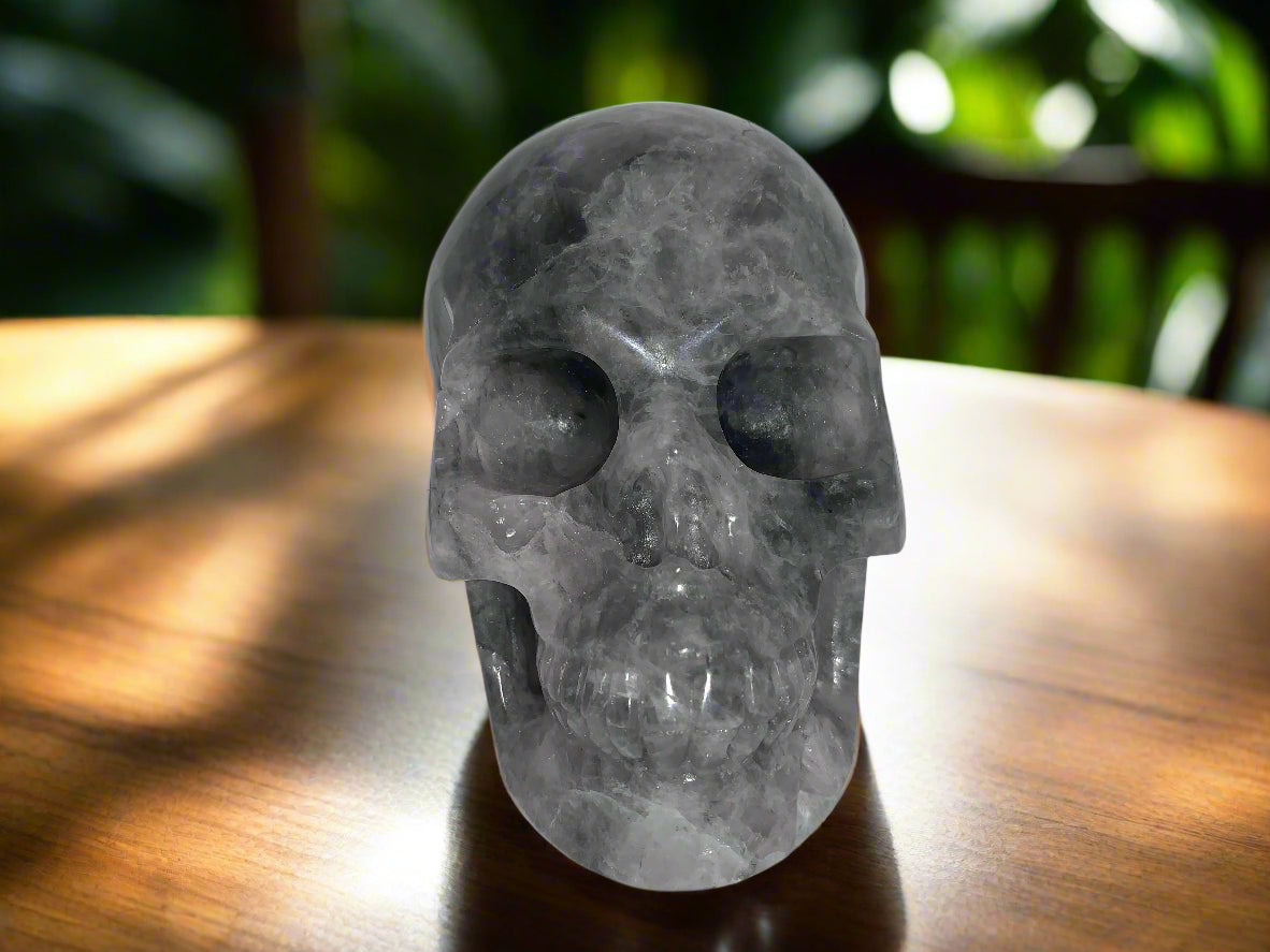 5.4" Gray Quartz Skull
