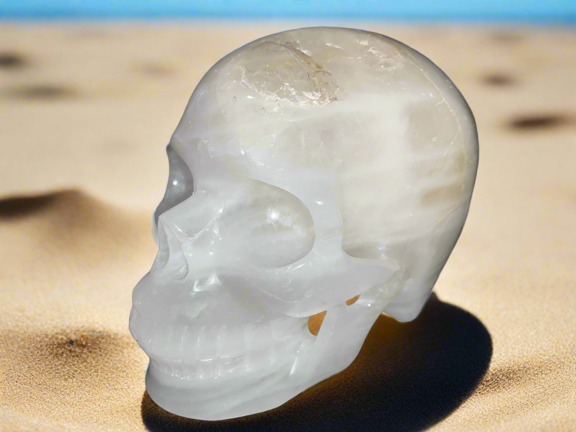 5.5" White Agate Skull