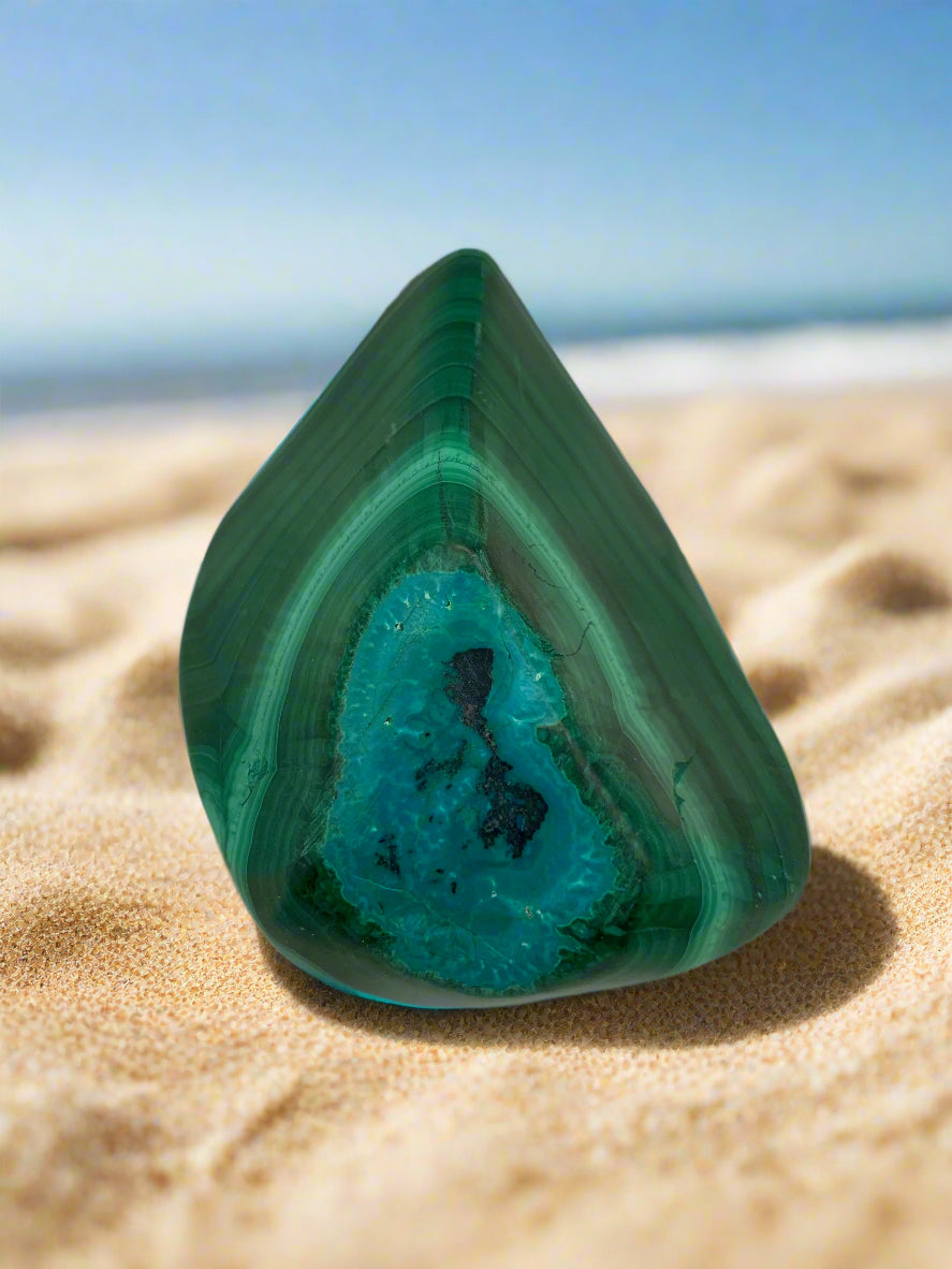 Piedra de palma de forma libre de crisocola y malaquita
