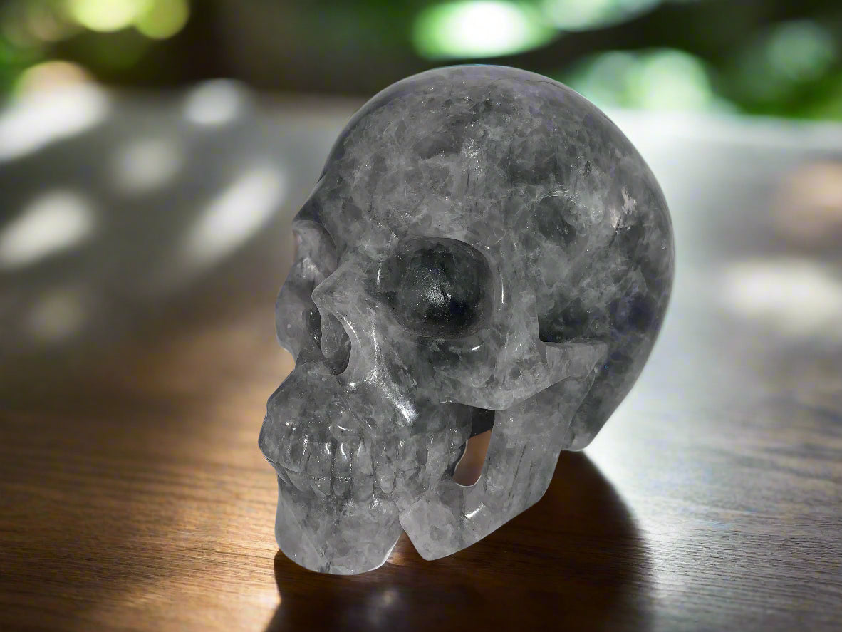 5.4" Gray Quartz Skull