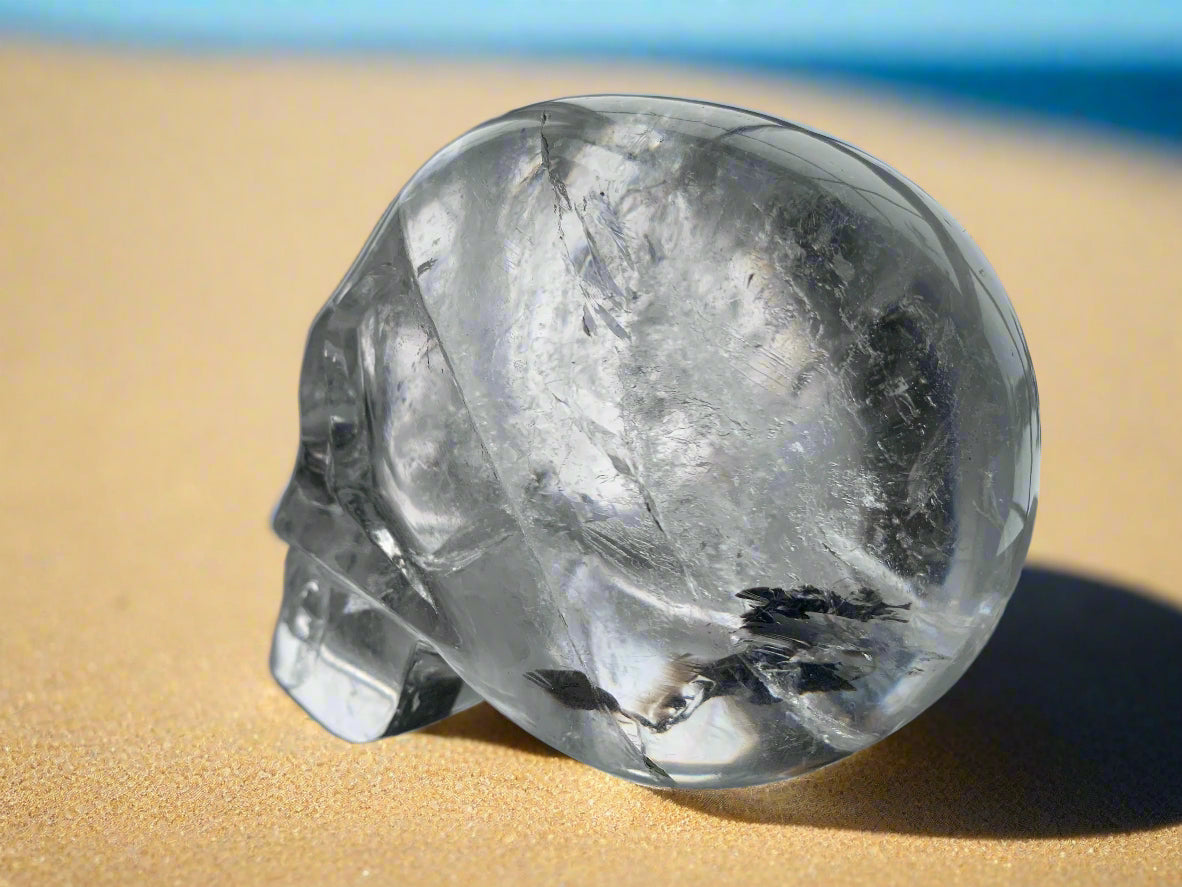 Cráneo de cuarzo alpino del Himalaya de 4,7" con arcoíris