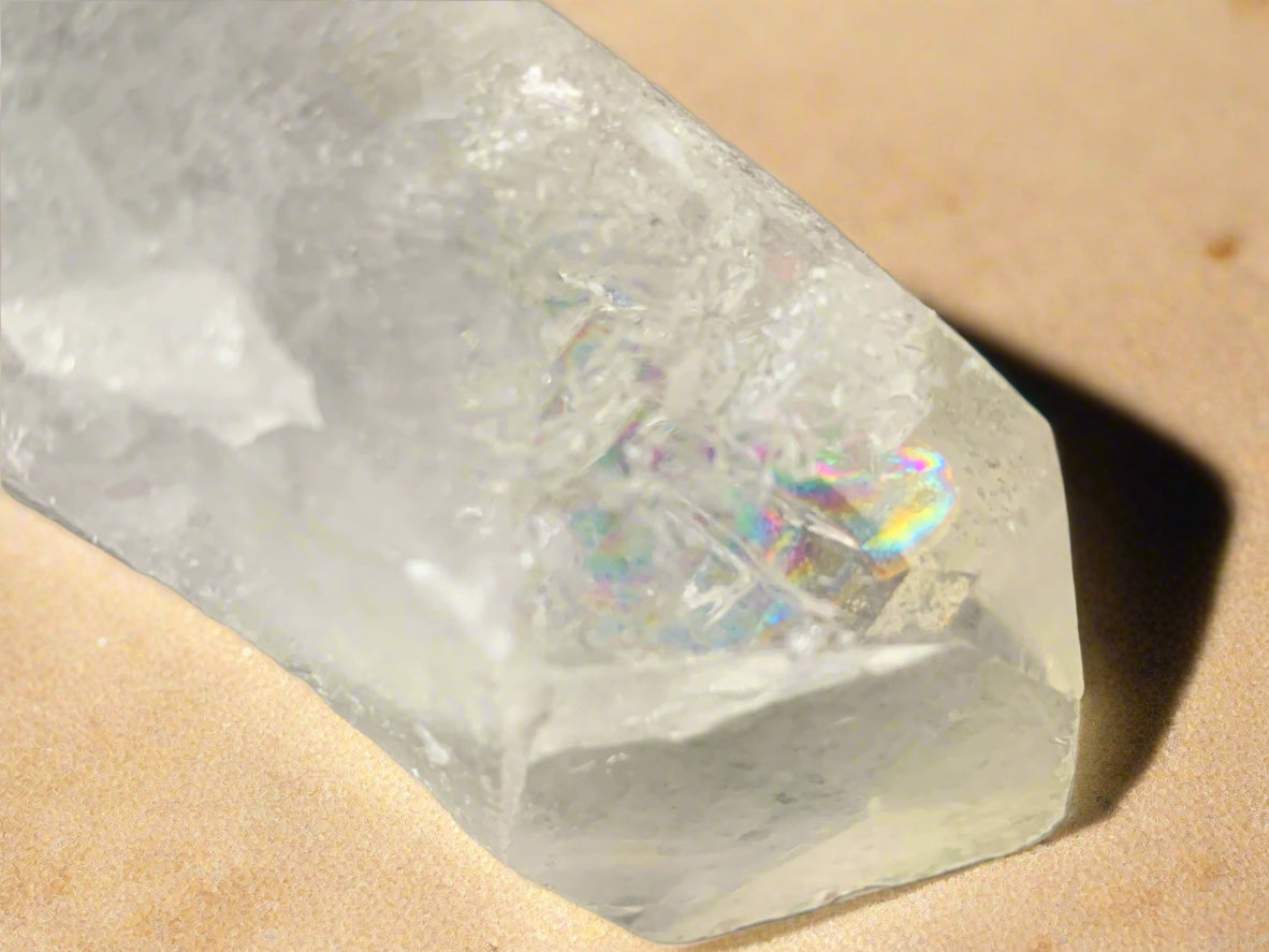 Biblioteca estelar de cristal de cuarzo autorreparado de 5,9" con arcoíris