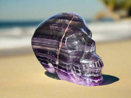 Cráneo de fluorita violeta de 4,7" con arcoíris