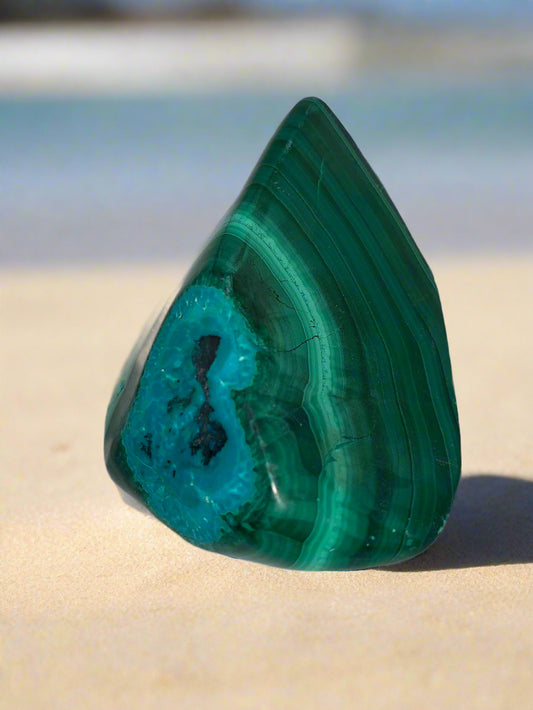 Piedra de palma de forma libre de crisocola y malaquita